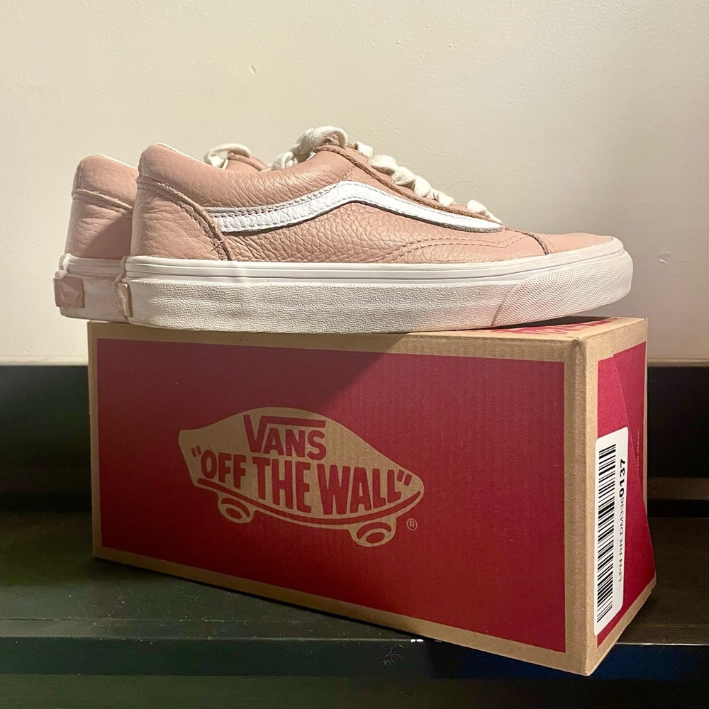 Vans Old Skool Pink Leather Sneaker